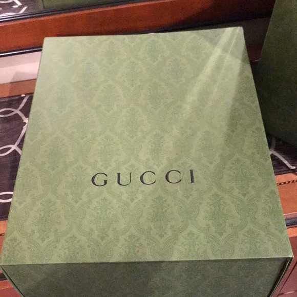 Gucci Tote - Picture 3 of 8